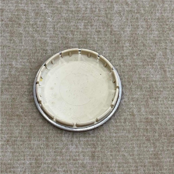 Dodge RAM 1500 52005702 Wheel Center Cap Hub Rim Cap Cover Hubcap Factory OEM - Picture 3 of 12